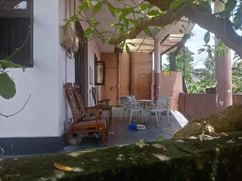 Modern House for Sale in Battaramulla