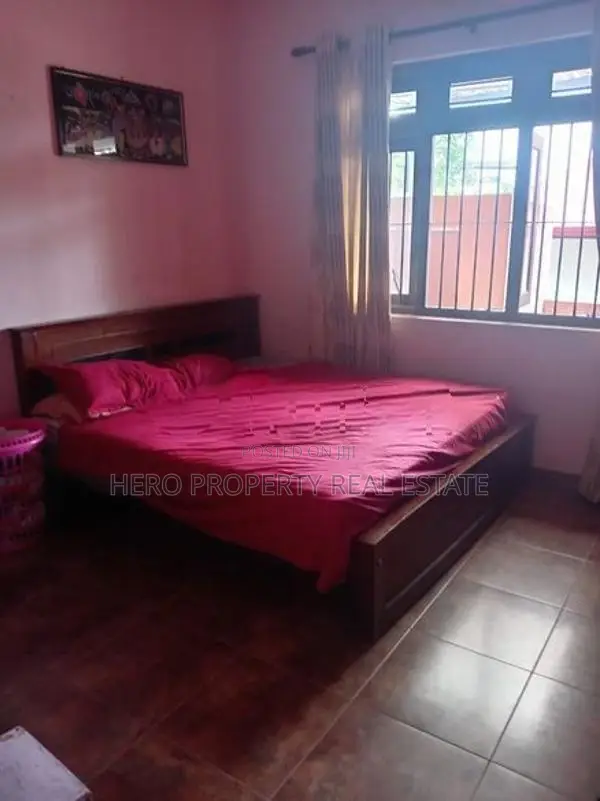 Modern House for Sale in Battaramulla