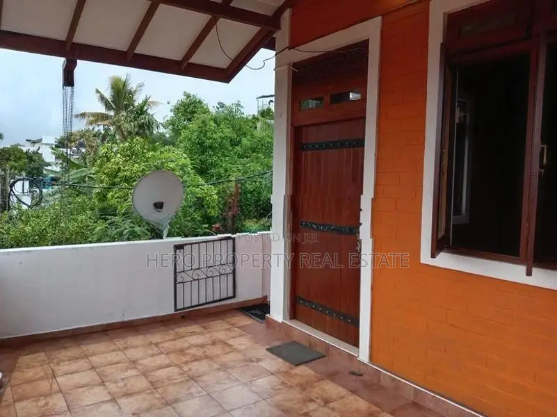 Modern House for Sale in Battaramulla