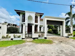 Modern Elegant Luxurious House for Sale in Negombo