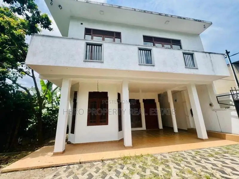 Two Story House for Sale in Pannipitiya