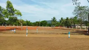 මරදන්කඩවල නගරයෙන් සින්නක්කර බිම්කොටසක් විකිණීමට
