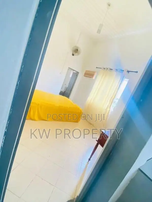 fully Furnished separate upstairs house for rent in ratmalana