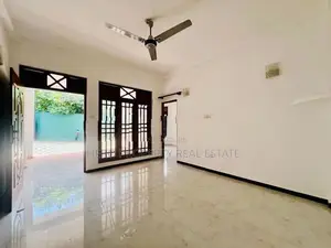 Two Story House for Sale in Pannipitiya