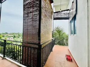 Upstairs House for Rent in Kottawa