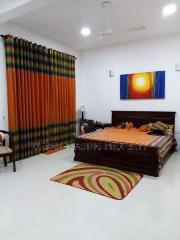 Furnished 06 Bed House for Rent