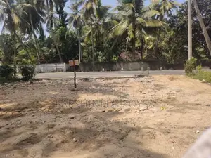 අහුන්ගල්ල – ගාලු පාර අයිනේ වටිනා ඉඩමක් විකිණීමට