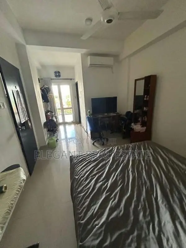 Treasure Trove - 02 Bedroom Apartment for Sale in Colombo 08 (A5491)