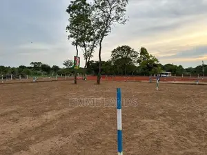 මරදන්කඩවල නගරයෙන් සින්නක්කර බිම්කොටසක් විකිණීමට