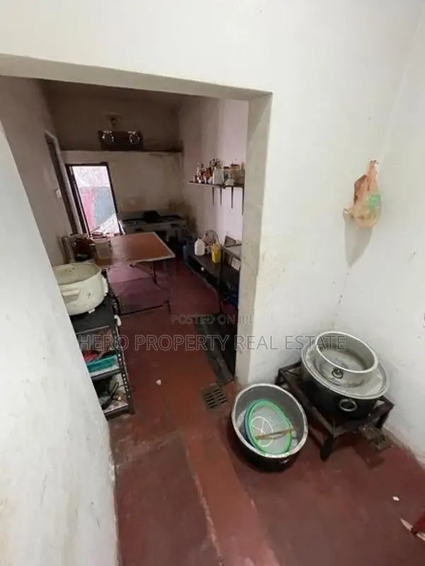 Commercial Property for Rent in Kirulapana