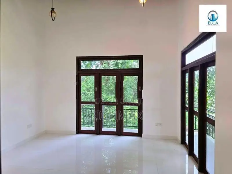 Three storied house for sale in Dehiwela