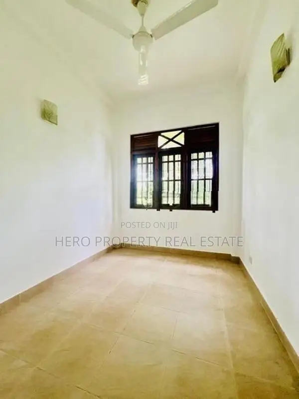 Two Story House for Sale in Pannipitiya