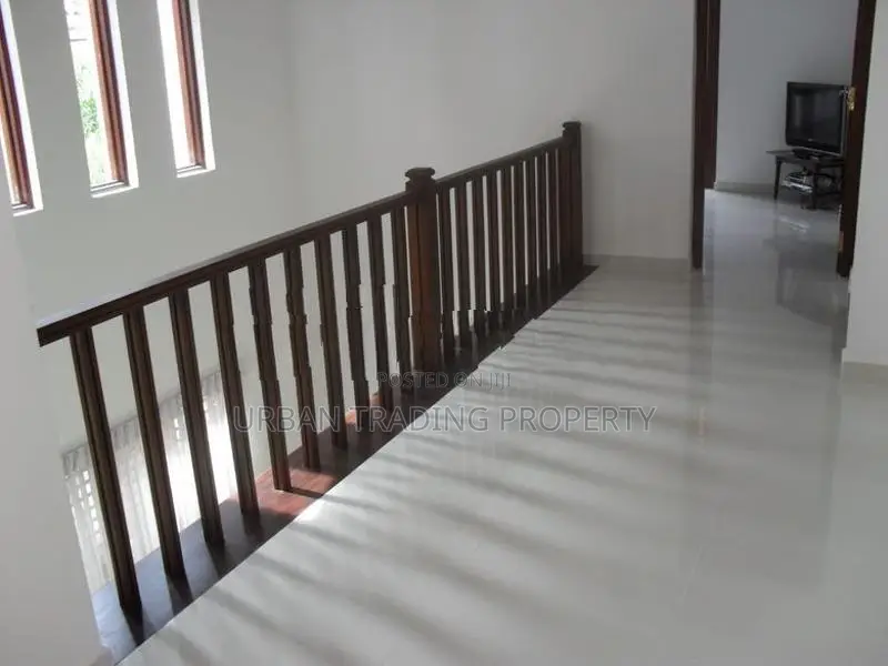 Furnished 06 Bed House for Rent
