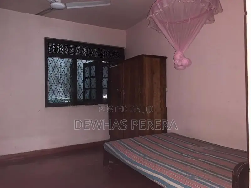 2 story house sale iriyawatiya road kiribathgoda