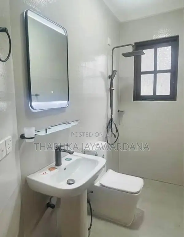 Two Story House for Rent Baththaramulla