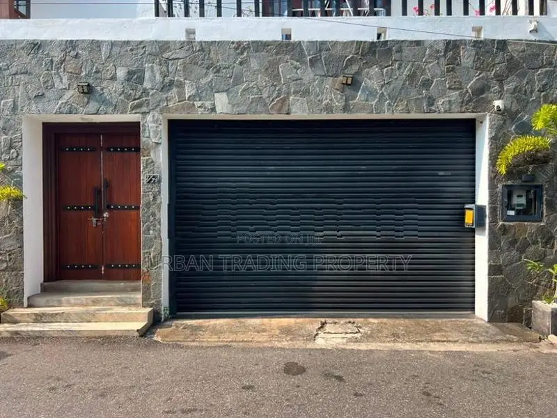 06 BEDROOMS FURNISHED VILLA FOR RENT | Mount Lavinia - Templers Road