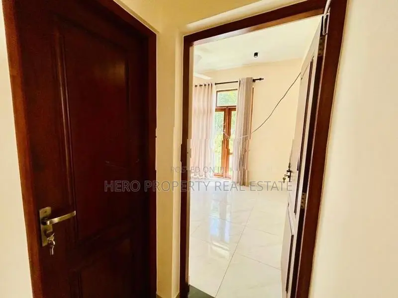 Modern Elegant Luxurious House for Sale in Negombo