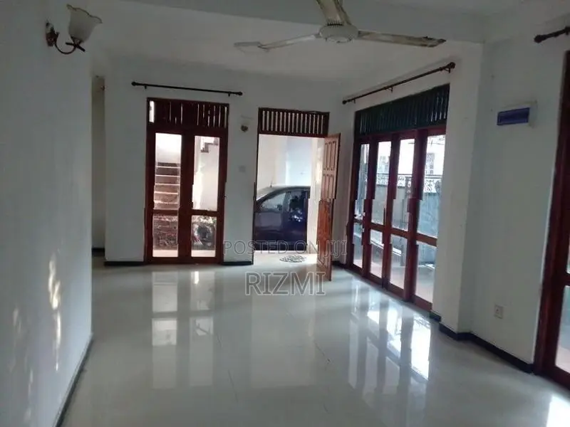 ground floor 2BR house for rent in dehiwala kawdana attidia