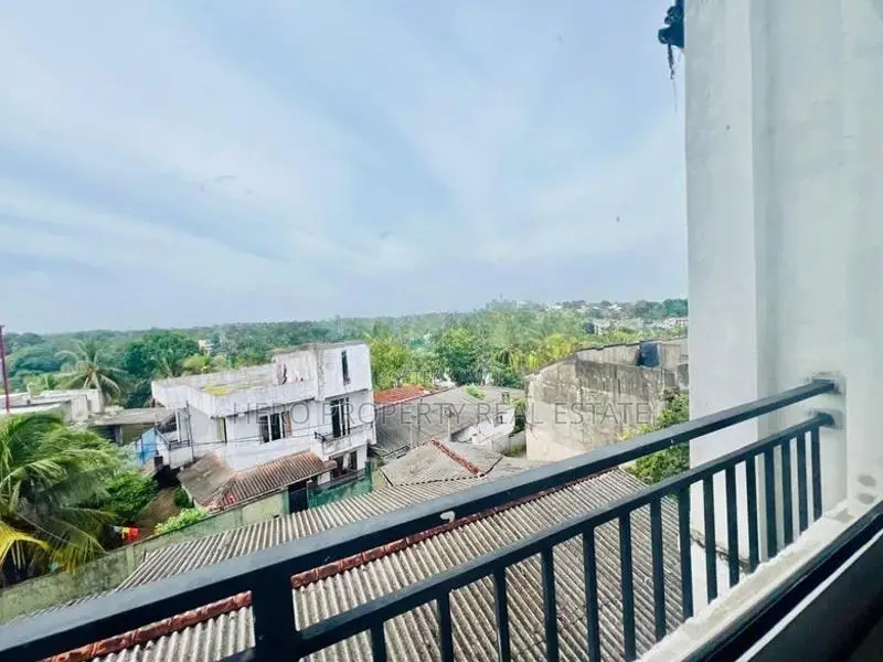 Upstairs House for Rent in Kottawa