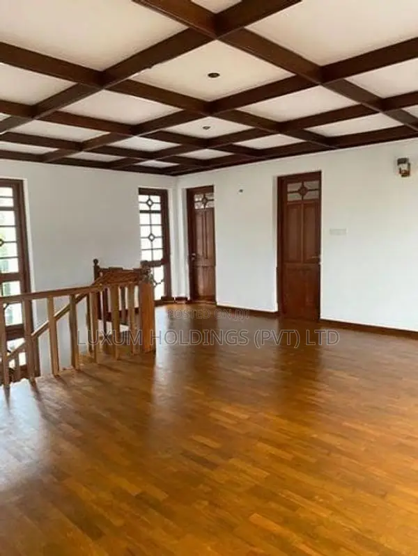 Luxury Villa For Rent Off Gateway College Nawala [ 2250C ]