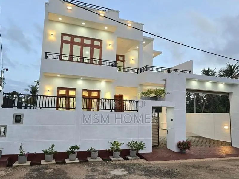 This Brand New Luxury Modern House For Sale in Negombo