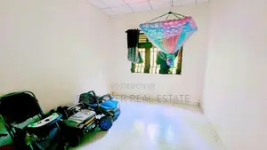 පාදුක්ක නගරයෙන් අංගසම්පූර්ණ නිවසක් / KK 15073