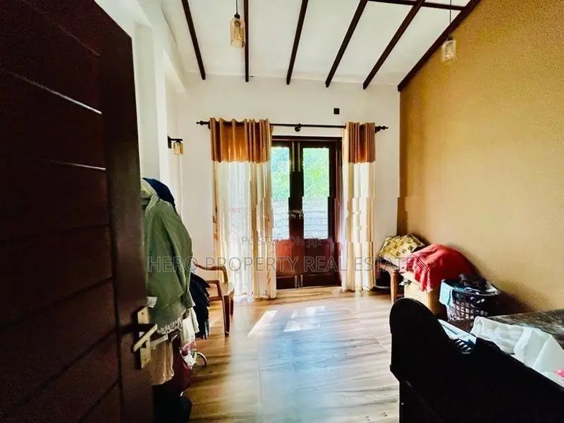 Elegant Luxurious House for Sale in Negombo