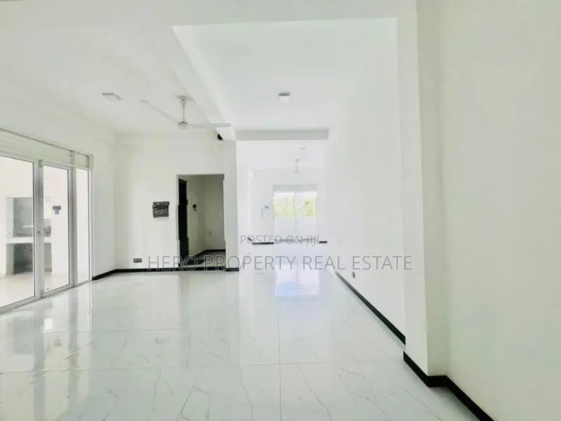 Two Story House for Sale in Pannipitiya