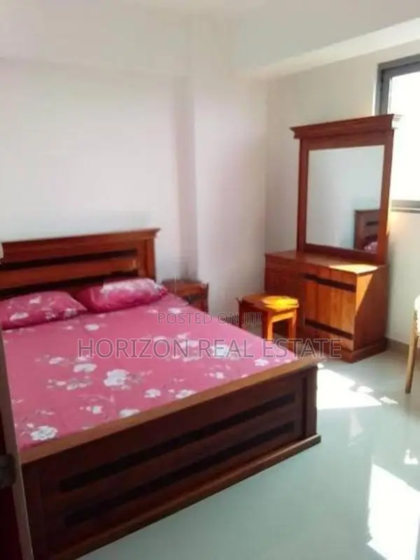 Two bedroom furnished apartment for rent in oval view Colombo 8