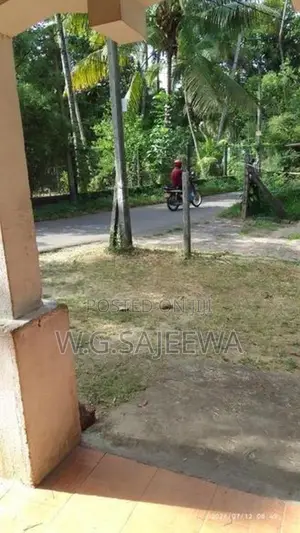 43 Perch Land for Sale in Katunayaka