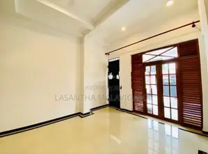Modern Two storey House for sale in Athurugiriya