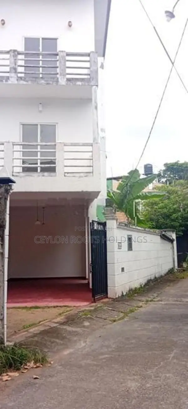 Three Story Building for Rent in Mirihana, Large Vehicles Cannot Enter