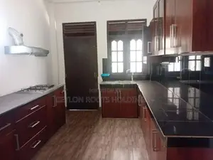 Separate two story House for Rent in Nedungamuwa Rd, Near Rathupaswala