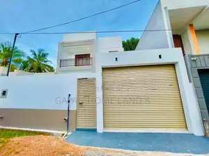 A Two Storey 04 Bedroom House For Sale In Piliyandala