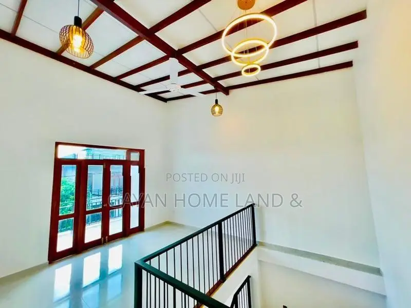 A Two Storey 04 Bedroom House For Sale In Piliyandala