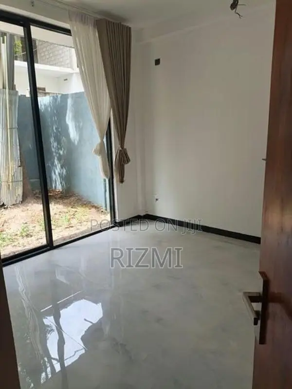 brand new 2BR ground floor modern house for rent in boralasgamuwa