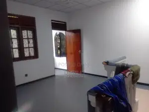 2 storey 4BR individual house for rent in dehiwala off hill street