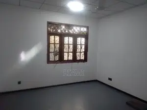 2 storey 4BR individual house for rent in dehiwala off hill street