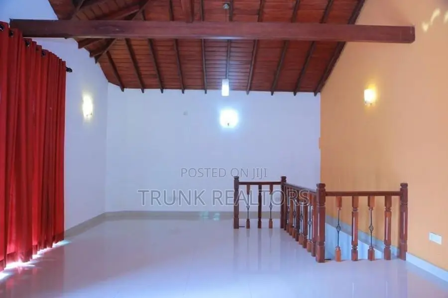 Nugegoda 05BR House For Rent (NK11572)