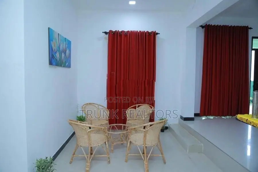Nugegoda 05BR House For Rent (NK11572)