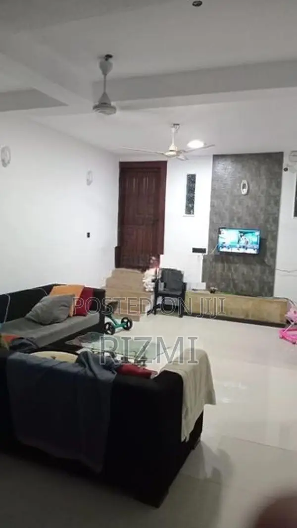 ground floor 3BR house for rent in dehiwala liyanage road