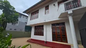 Newly Renovate Large two Story House for Rent in Balapokuna Rd Nugegod