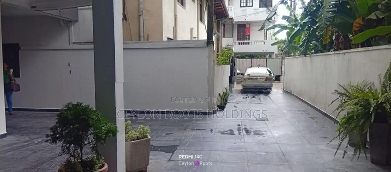 Without Furniture 02nd Floor Beautiful House For Rent in Ethulkotte,