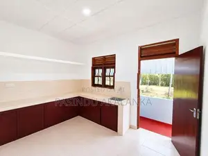 2 Bedroom House for Rent in Alubomulla