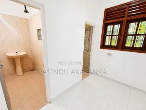 2 Bedroom House for Rent in Alubomulla
