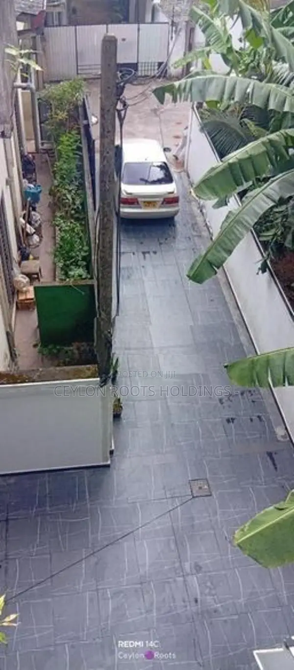 Without Furniture 02nd Floor Beautiful House For Rent in Ethulkotte,