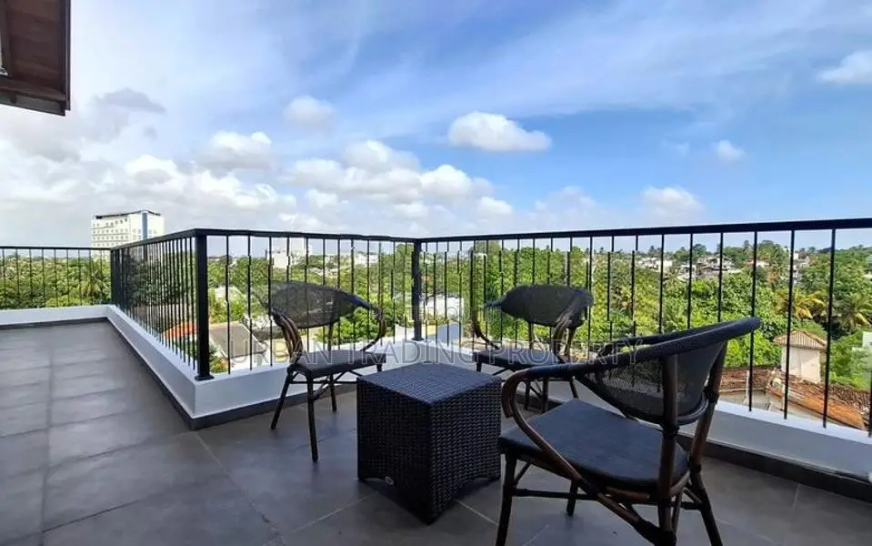 03 Bed Fully Furnished ,2600sqft Apartment for Rent