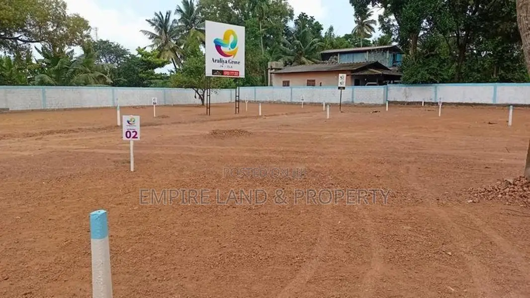 Walking Distance to Colombo 5 Kurunegala Road Ekala