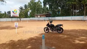 Walking Distance to Colombo 5 Kurunegala Road Ekala
