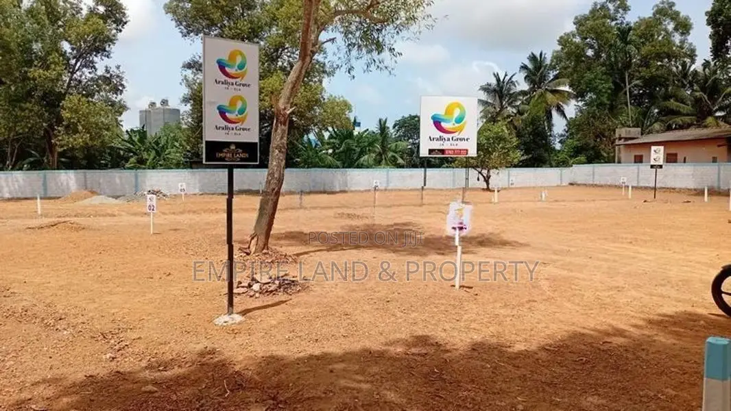 Walking Distance to Colombo 5 Kurunegala Road Ekala